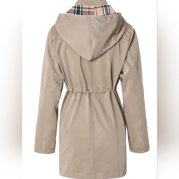 Waterproof Women's Beige Hooded Jacket - Raincoat Outdoor Windbreaker - Picture 8 of 13